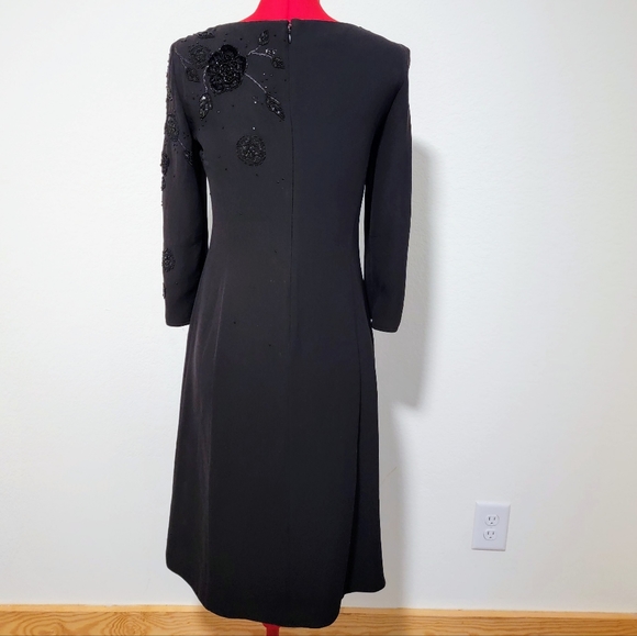 VINTAGE ARMANI COLLEZIONI BEADED BLACK DRESS SIZE 4 Made in Italy 🇮🇹 ♥️ - Picture 5 of 11